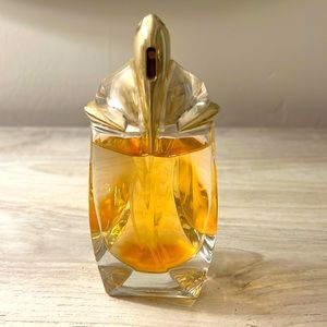 Alien perfume 2 oz